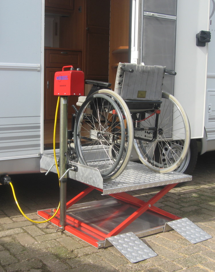 rolstoellift caravan